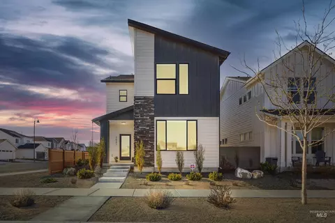 7061 W Sugarwood St, Boise, ID 83709