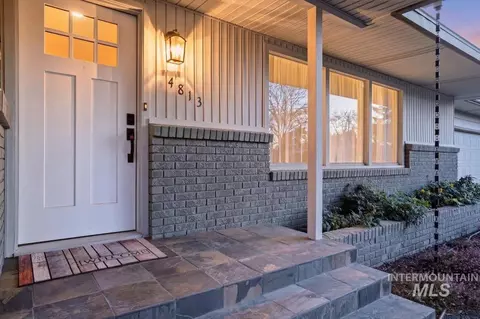 4813 W Hillcrest Dr, Boise, ID 83705