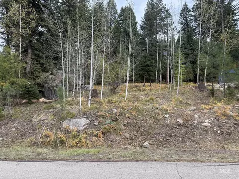 1365 Majestic View Dr, Mccall, ID 83638