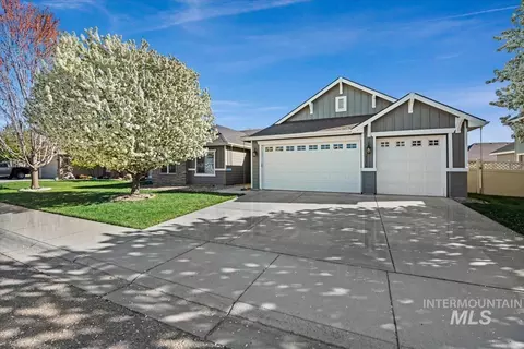 2229 W Bellagio Dr, Meridian, ID 83646