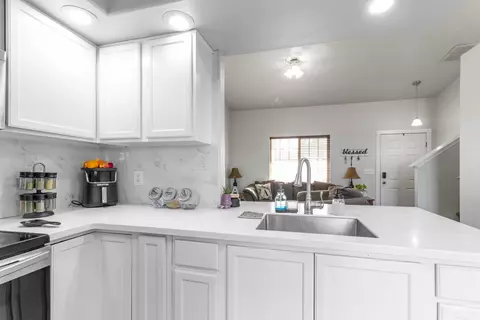 1823 Cambridge St, Caldwell, ID 83607 photo 3