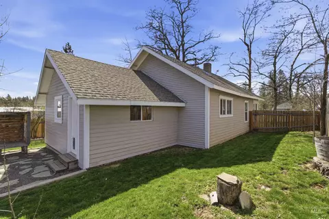 Exterior - 600 Main St, Deary, ID 83823 photo 7 of 11