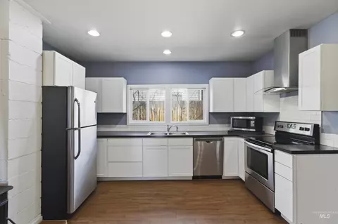 Kitchen - 600 Main St, Deary, ID 83823 photo 1 of 3