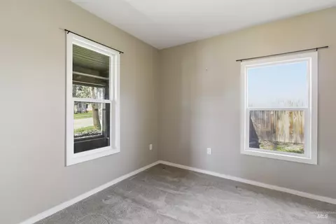Bedroom - 600 Main St, Deary, ID 83823 photo 1 of 5