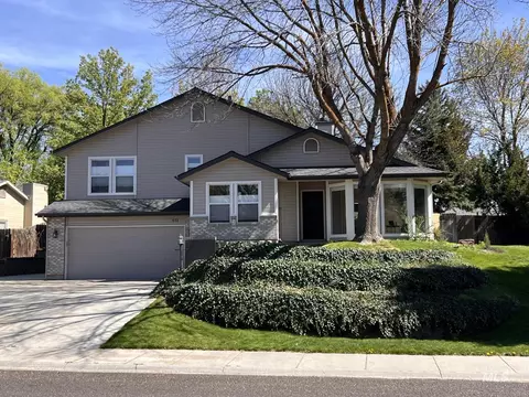 678 Stierman, Eagle, ID 83616