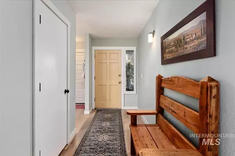 Entry Way - 206 N Northview Dr, Eagle, ID 83616 photo 1 of 1