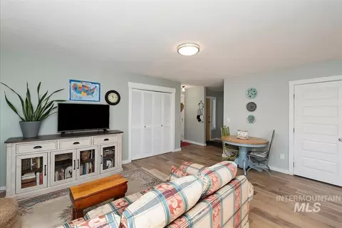 Other - 206 N Northview Dr, Eagle, ID 83616 photo 3 of 7