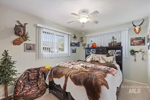 Bedroom - 1301 A St, Rupert, ID 83350 photo 3 of 3