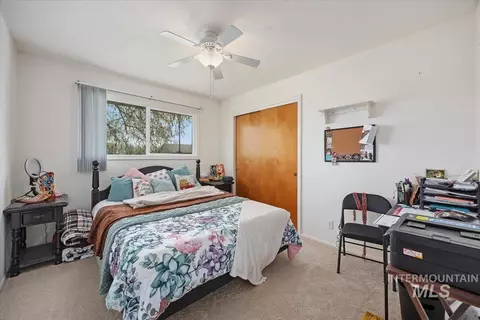 Bedroom - 1301 A St, Rupert, ID 83350 photo 2 of 3