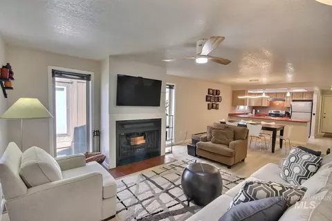 Living - 1640 Davis Ave #7, Mccall, ID 83638 photo 2 of 3
