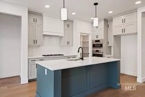 Kitchen - 6606 N Good Dr, Eagle, ID 83629 photo 1 of 3