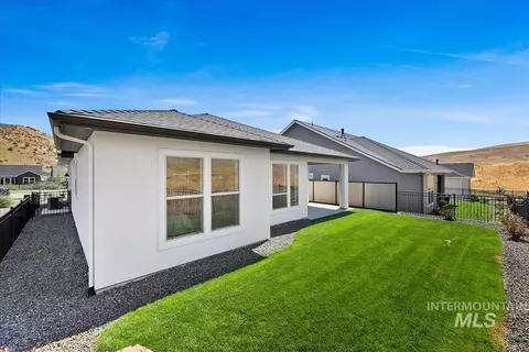 Exterior - 6606 N Good Dr, Eagle, ID 83629 photo 6 of 8
