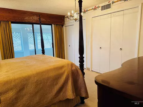 Bedroom - 936 E 350 N, Declo, ID 83323 photo 2 of 4