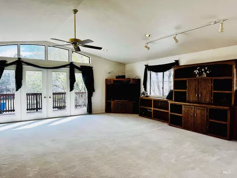 Living - 936 E 350 N, Declo, ID 83323 photo 3 of 4