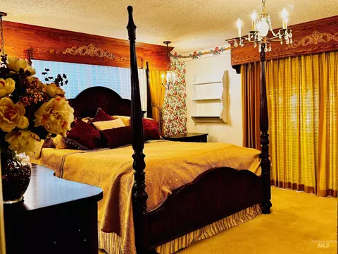Bedroom - 936 E 350 N, Declo, ID 83323 photo 1 of 4