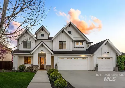 5886 N Botticelli Ave, Meridian, ID 83646