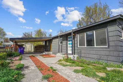 Exterior - 1213 E 8th Ave, Twin Falls, ID 83301 photo 4 of 5