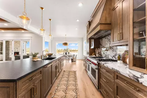 981 S Waning Ln, Eagle, ID 83616