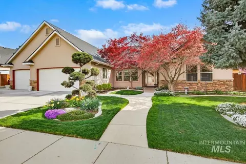 2305 E Chimere Dr, Meridian, ID 83646