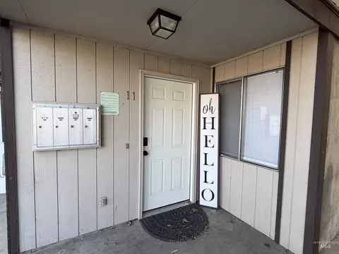 557 Park St #11, Lewiston, ID 83501