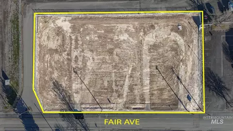 803 Fair Ave, Filer, ID 83328