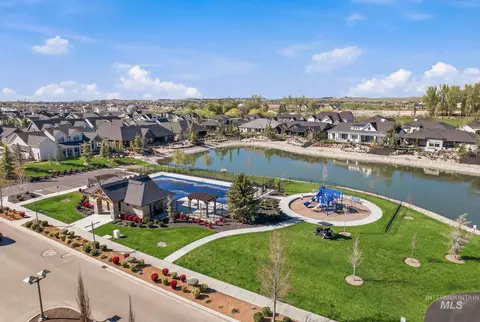 View/Area - 7703 W Corinthia St, Eagle, ID 83616 photo 3 of 6