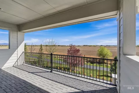 Exterior - 7703 W Corinthia St, Eagle, ID 83616 photo 2 of 11