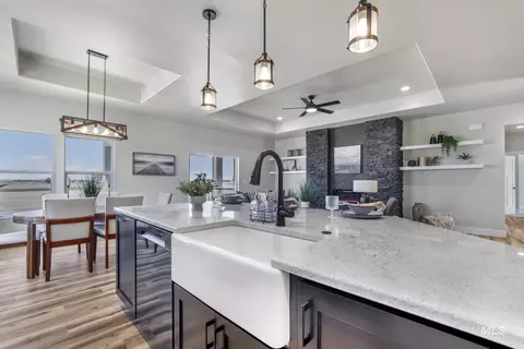 Kitchen - 1008 23rd Ave E, Jerome, ID 83338 photo 4 of 4
