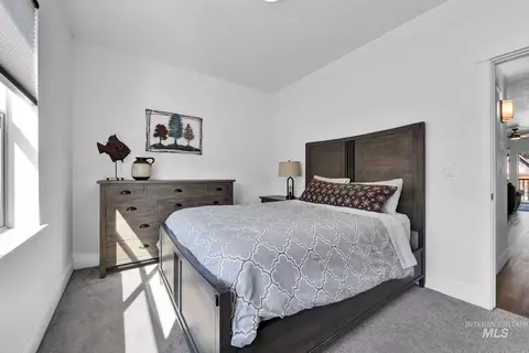 Bedroom - 107 Broken Pine Ln, Mccall, ID 83638 photo 5 of 8