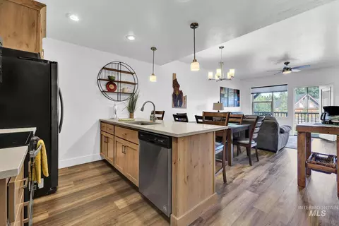 Kitchen - 107 Broken Pine Ln, Mccall, ID 83638 photo 1 of 3