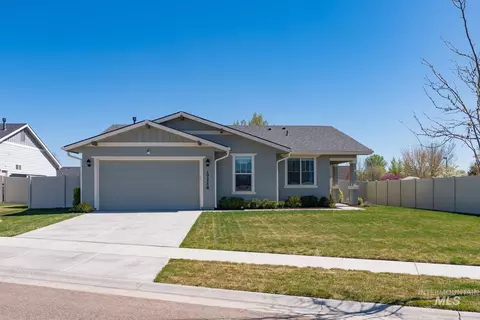 17216 N Glen Canyon Way, Nampa, ID 83687
