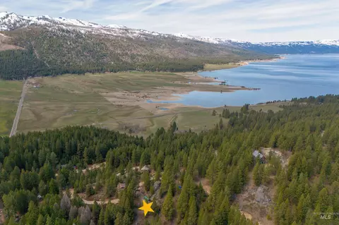 506 Hilltop Rd, Cascade, ID 83611