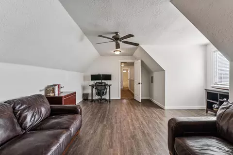 Entry Way - 2917 E Shadowband St, Eagle, ID 83616 photo 3 of 4