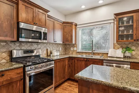 Kitchen - 2917 E Shadowband St, Eagle, ID 83616 photo 1 of 3