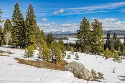 679 Whitewater Dr, Donnelly, ID 83615