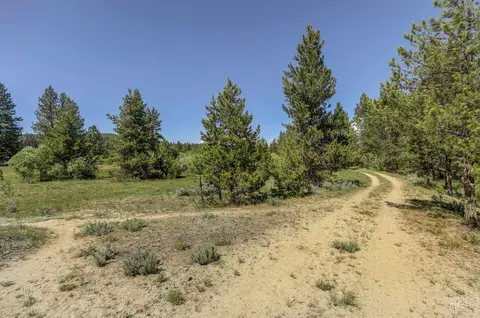 8 Targhee Ct, Mccall, ID 83638 photo 18