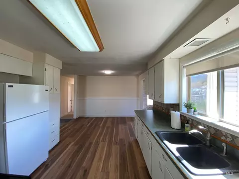 Kitchen - 7 Apache Way, Salmon, ID 83467 photo 3 of 3