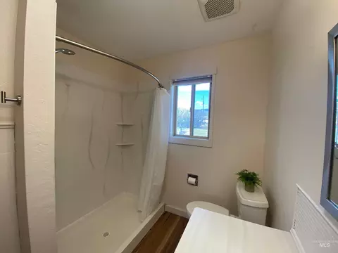 Bath - 7 Apache Way, Salmon, ID 83467 photo 3 of 3