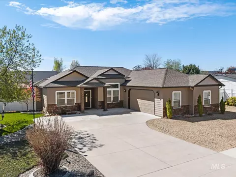 2560 NE 16th Ave, Payette, ID 83661