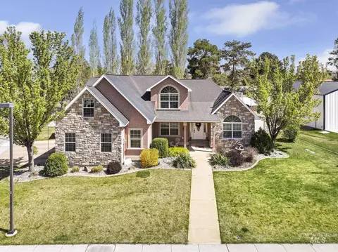 1111 Cole St, Kimberly, ID 83341