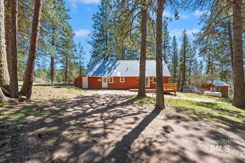 Exterior - 44 Ridgeview Dr, Cascade, ID 83611 photo 10 of 17