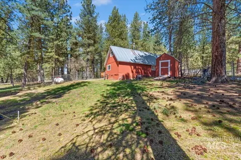 Exterior - 44 Ridgeview Dr, Cascade, ID 83611 photo 6 of 17