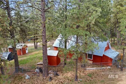 Exterior - 44 Ridgeview Dr, Cascade, ID 83611 photo 14 of 17