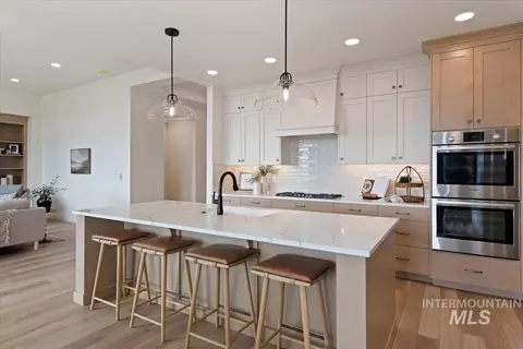 Kitchen - 2131 N Buhrstone Ave, Eagle, ID 83616 photo 1 of 4