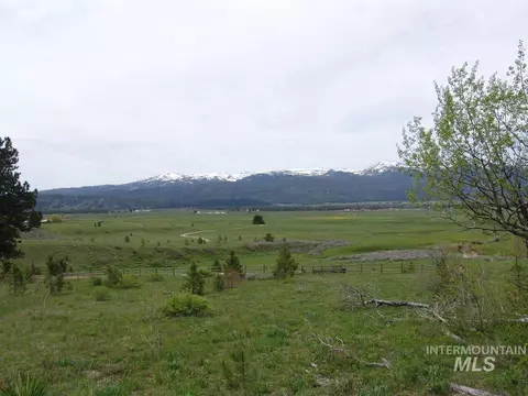 10848 Callender Rd, Cascade, ID 83611 photo 2