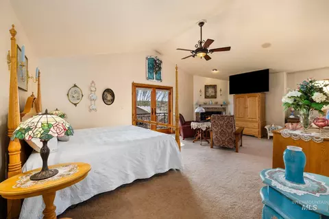 Bedroom - 5002 N Hwy 16, Eagle, ID 83616 photo 1 of 7