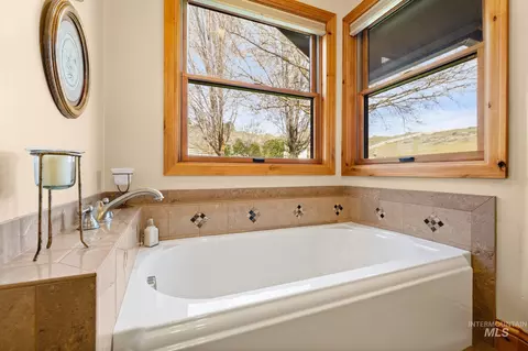 Bath - 5002 N Hwy 16, Eagle, ID 83616 photo 7 of 8