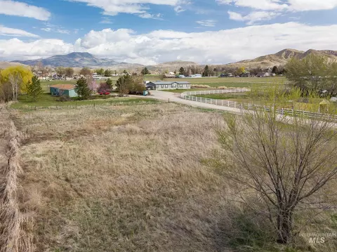 27 E Nn E Main St, Emmett, ID 83617 photo 2