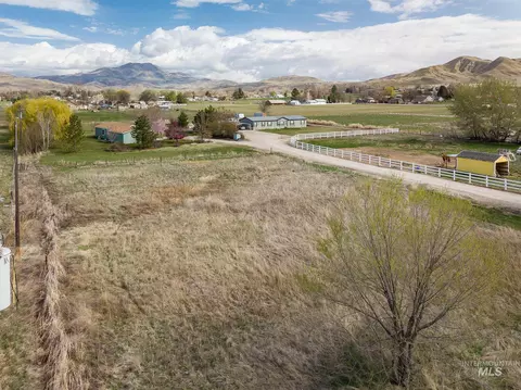 27 E Nn E Main St, Emmett, ID 83617 photo 3