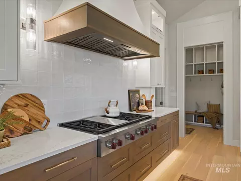 Kitchen - 5182 W May Jay Dr, Eagle, ID 83616 photo 2 of 2